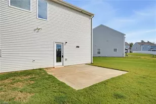 300 Baverhof Ct, Greensboro, NC 27405 - Photo 27