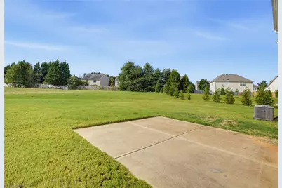 300 Baverhof Court, Greensboro, NC 27405 - Photo 23