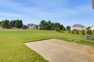 300 Baverhof Ct, Greensboro, NC 27405 - Photo 23