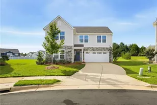 300 Baverhof Ct, Greensboro, NC 27405 - Photo 33