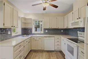 160 Carrisbrooke Ln, Winston-Salem, NC 27104 - Photo 5