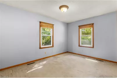 5964 Midway School Road, Thomasville, NC 27360 - Photo 15