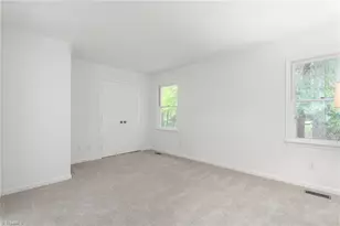2508 Cottage Pl, Greensboro, NC 27455 - Photo 9