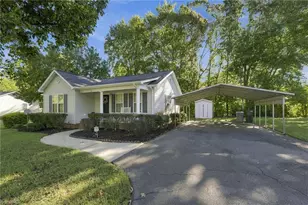 1716 Pine Knoll Ct, Asheboro, NC 27203 - Photo 3