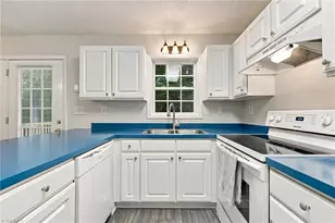 1716 Pine Knoll Ct, Asheboro, NC 27203 - Photo 11