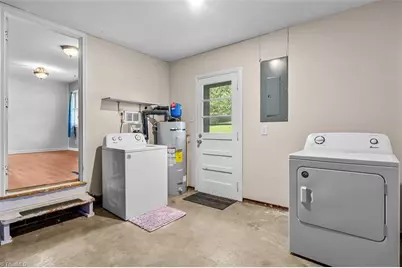 4105 Flagstaff Court, Greensboro, NC 27406 - Photo 21