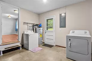 4105 Flagstaff Ct, Greensboro, NC 27406 - Photo 21