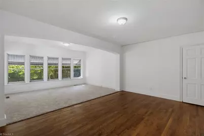 3123 W Friendly Avenue, Greensboro, NC 27408 - Photo 15