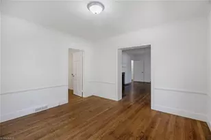 3123 W Friendly Ave, Greensboro, NC 27408 - Photo 9