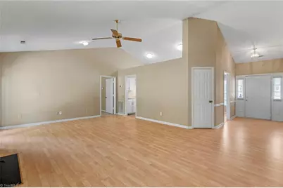 5804 Manor Ridge Trail, Greensboro, NC 27407 - Photo 9