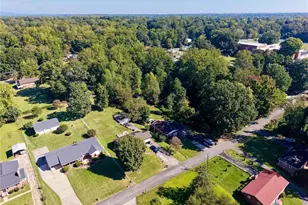 708 Hudson St, Winston-Salem, NC 27105 - Photo 5
