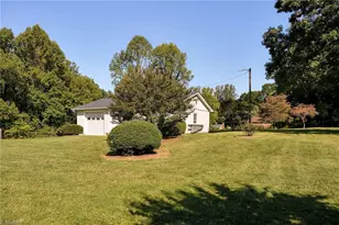 708 Hudson St, Winston-Salem, NC 27105 - Photo 13