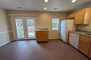 275 Malamute Ln, Greensboro, NC 27407 - Photo 5