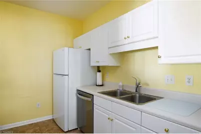 7102 Riverview Knoll Court, Clemmons, NC 27012 - Photo 13