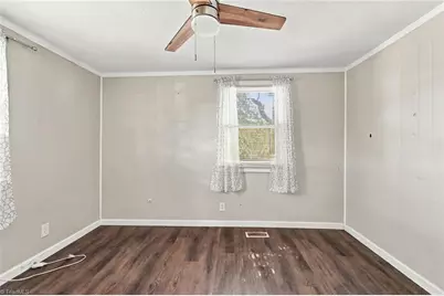 413 New Street, Kernersville, NC 27284 - Photo 17