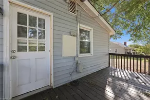 413 New St, Kernersville, NC 27284 - Photo 23