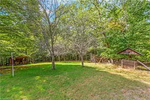 1315 Pebble Brook Rd, Sandy Ridge, NC 27046 - Photo 21