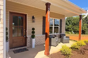 2111 Medhurst Dr, Greensboro, NC 27410 - Photo 3