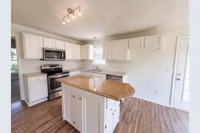4982 Follansbee Road, Winston-Salem, NC 27127 - Photo 7