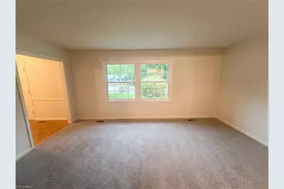 812 Pineburr Road, Jamestown, NC 27282 - Photo 3
