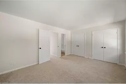 5721 Bramblegate Road #E, Greensboro, NC 27409 - Photo 19