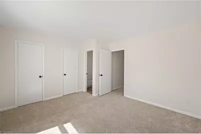 5721 Bramblegate Road #E, Greensboro, NC 27409 - Photo 23