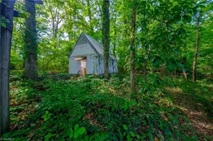 102 Sparger Pl, Greensboro, NC 27455 - Photo 35