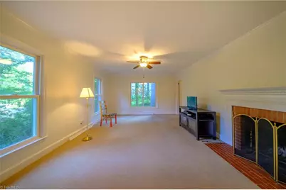 102 Sparger Place, Greensboro, NC 27455 - Photo 9