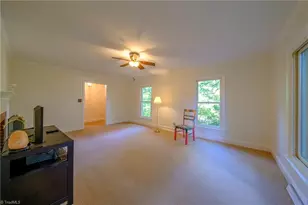 102 Sparger Pl, Greensboro, NC 27455 - Photo 11