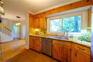 102 Sparger Pl, Greensboro, NC 27455 - Photo 13
