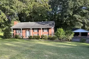 1224 Mountain View Rd, North Wilkesboro, NC 28659 - Photo 3