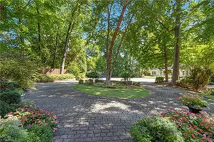 4 Elm Ridge Ct, Greensboro, NC 27408 - Photo 7