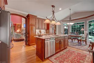 4 Elm Ridge Ct, Greensboro, NC 27408 - Photo 15