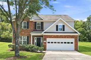 2639 Hidden Pond Cove, High Point, NC 27265 - Photo 3