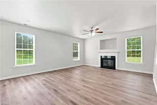 2639 Hidden Pond Cove, High Point, NC 27265 - Photo 9