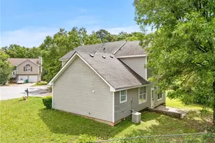 3921 Quillmark Ct, Winston-Salem, NC 27127 - Photo 3