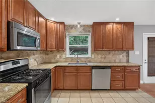 3921 Quillmark Ct, Winston-Salem, NC 27127 - Photo 9
