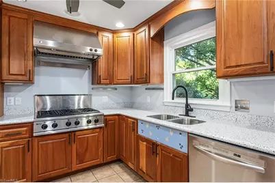 1222 Jefferson Road, Greensboro, NC 27410 - Photo 9