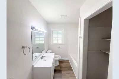 1502 Meadowview Road, Greensboro, NC 27403 - Photo 11