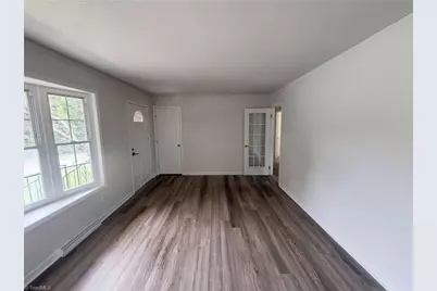 1502 Meadowview Road, Greensboro, NC 27403 - Photo 3