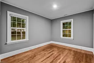 435 W Sharpe St, Statesville, NC 28677 - Photo 17