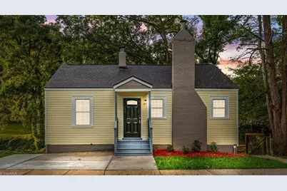 435 W Sharpe Street, Statesville, NC 28677 - Photo 1