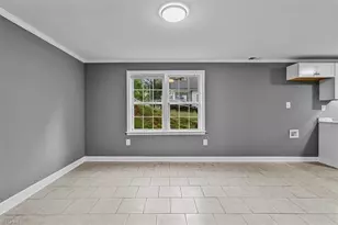 435 W Sharpe St, Statesville, NC 28677 - Photo 23