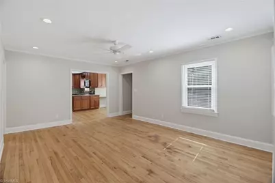 525 Farriss Avenue E, High Point, NC 27262 - Photo 7