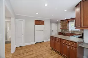 525 Farriss Ave E, High Point, NC 27262 - Photo 13