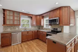 525 Farriss Ave E, High Point, NC 27262 - Photo 11