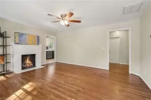 1314 Winstead Pl, Greensboro, NC 27408 - Photo 7
