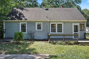 1314 Winstead Pl, Greensboro, NC 27408 - Photo 21