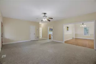 154 Stanley Ave, Winston-Salem, NC 27101 - Photo 9