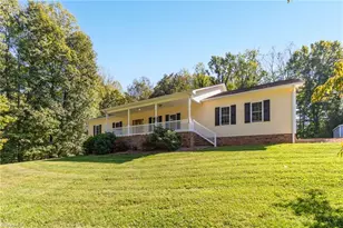 154 Stanley Ave, Winston-Salem, NC 27101 - Photo 3